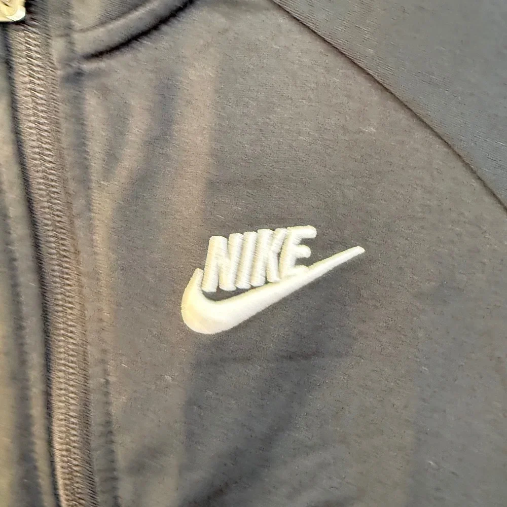 Nike Kids Track Jacket Size S (5) Black White Full Zip‎ Logo